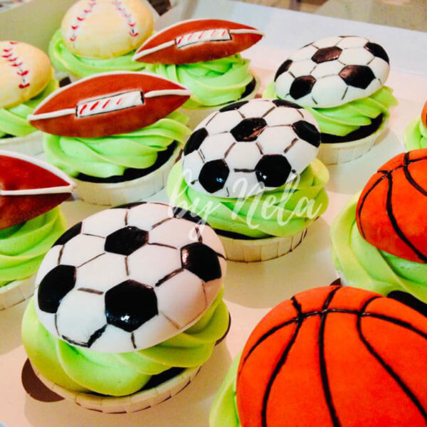 Pelotas dulces de fútbol, rugby y baloncesto